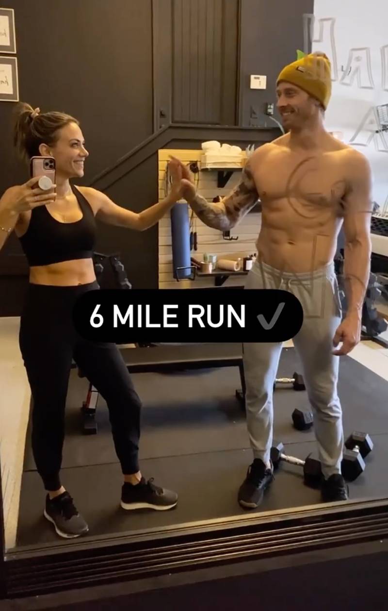 Jana Kramer and Ian Schinelli Hollywood’s Fittest Celebrity Couples Work Out and Lift Weights Together