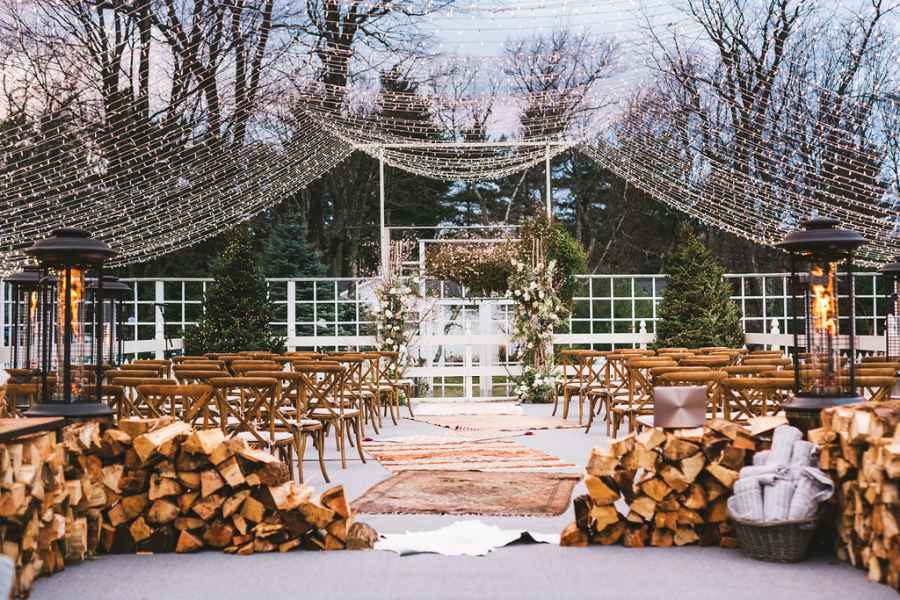 Embrace the Cozy Cabin Vibes at Cedar Lakes Estate