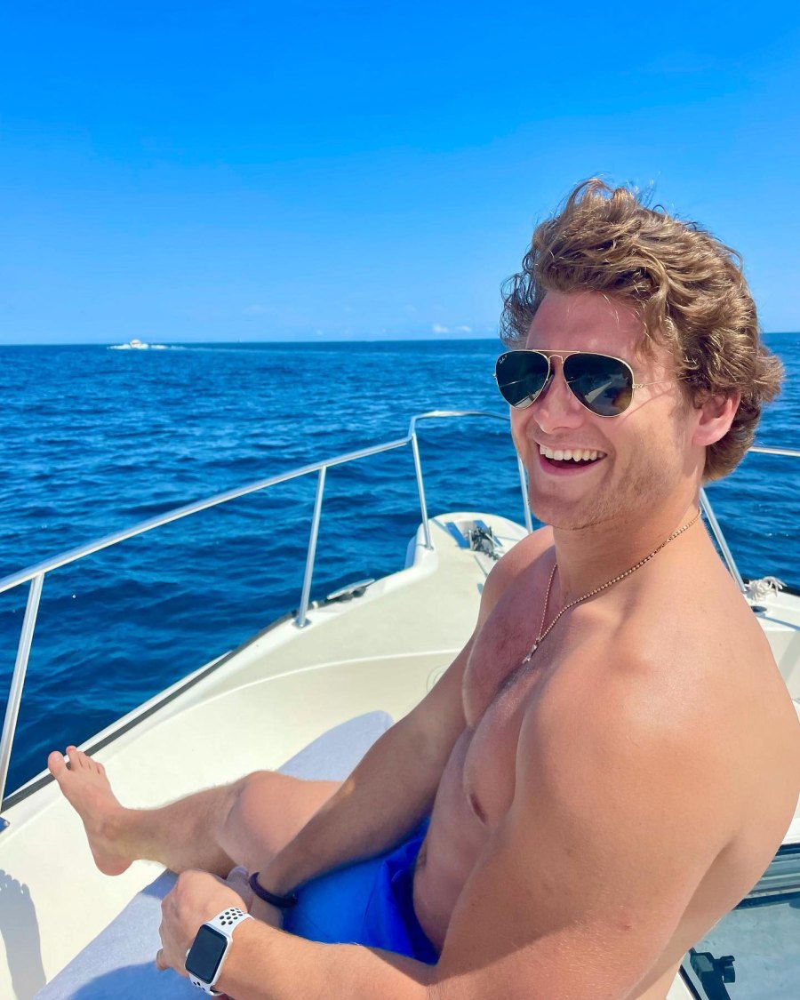 Plays Guitar Who Is Jake Funk 5 Things to Know About Hannah Ann Sluss LA Rams Player Boyfriend