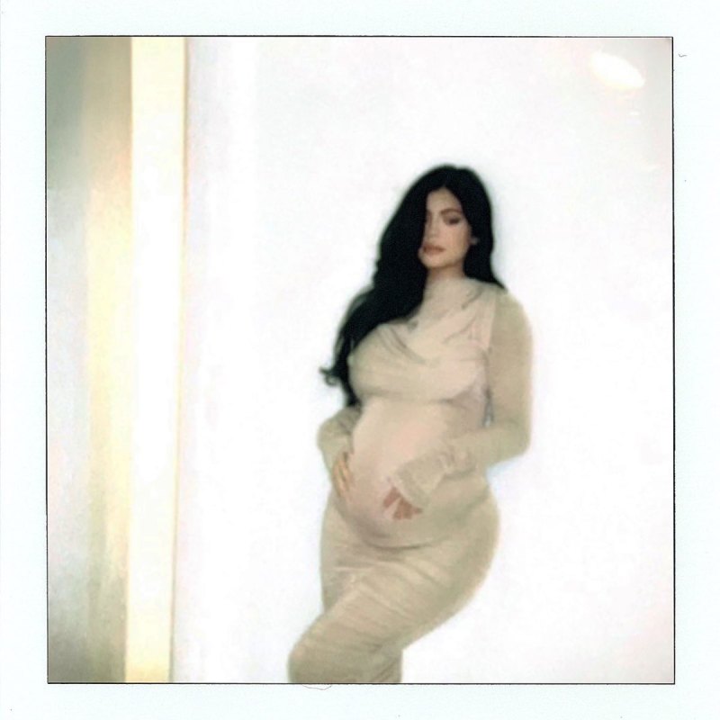 Pregnant Kylie Jenner Cradles Baby Bump in Behind the Scenes Pic for Hulu Show