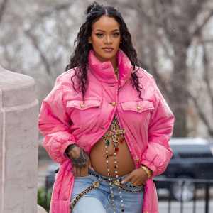Pregnant Rihanna Wants Honor Her Barbados Heritage When Naming Baby