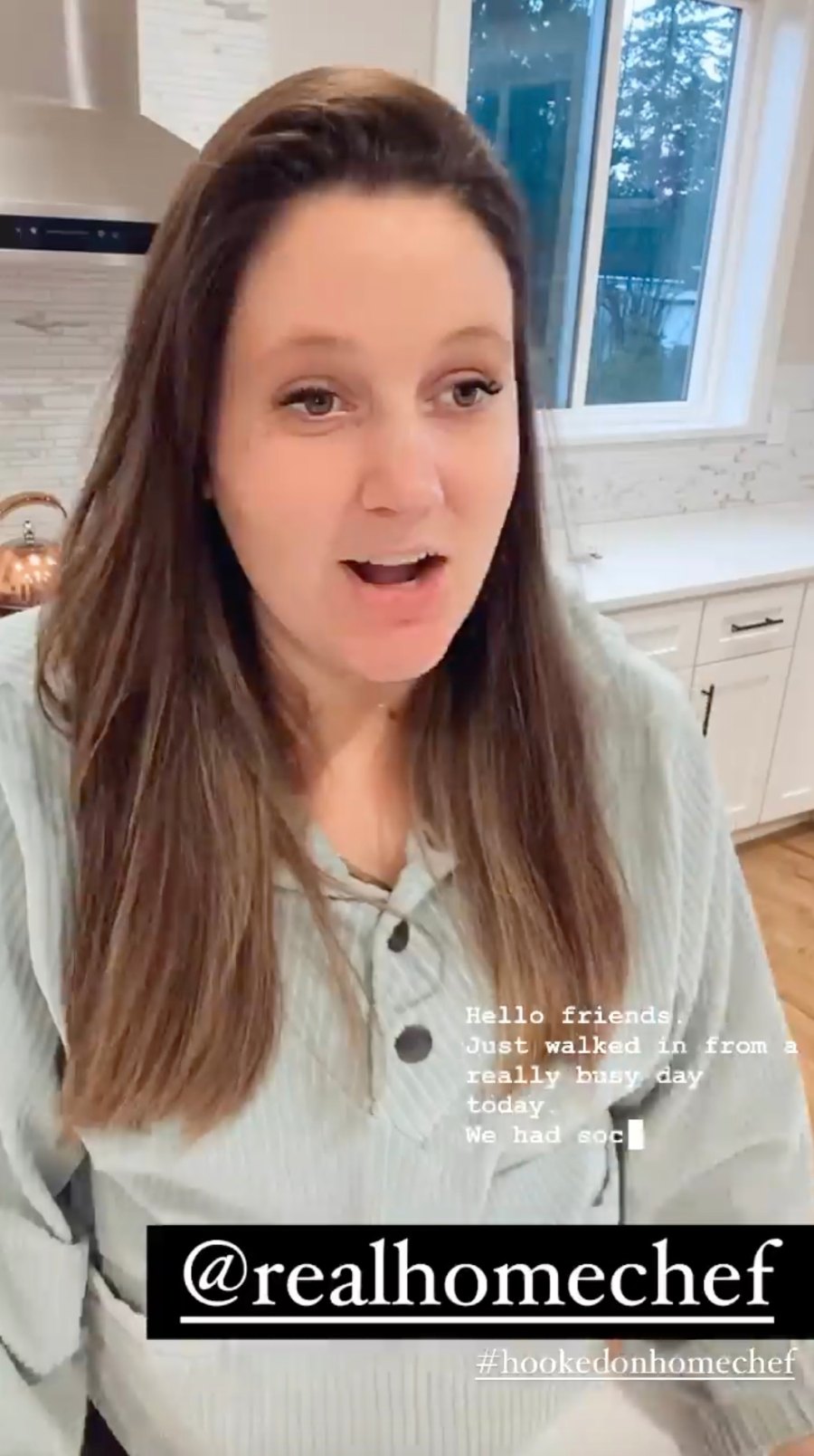Pregnant Tori Roloff's Baby Bump Album Making a Meal