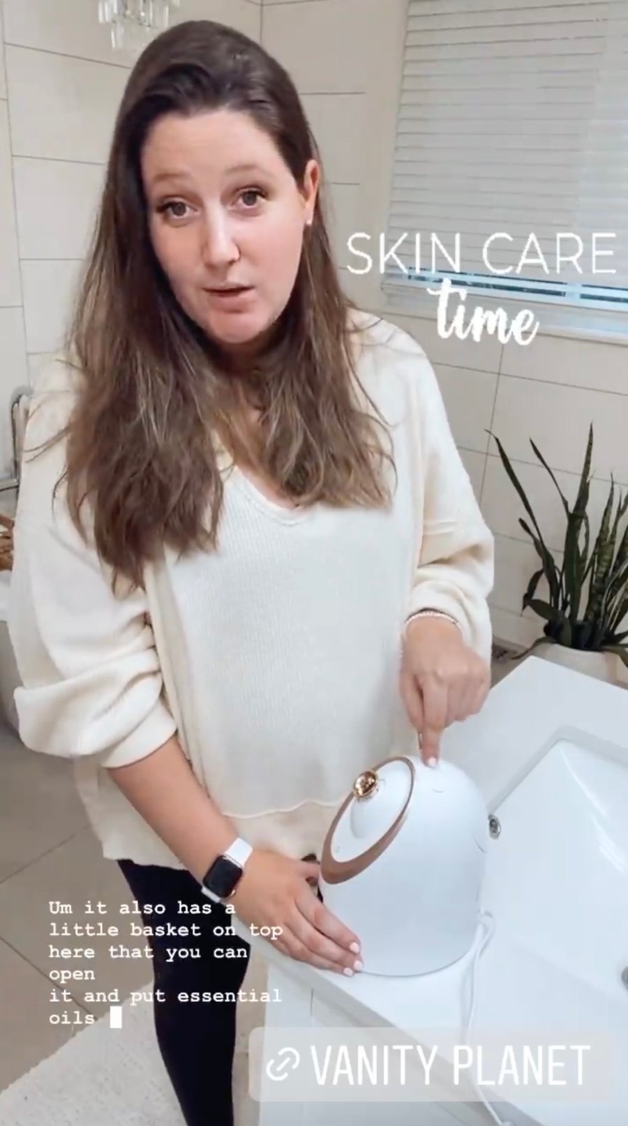 Pregnant Tori Roloff's Baby Bump Album Self Care