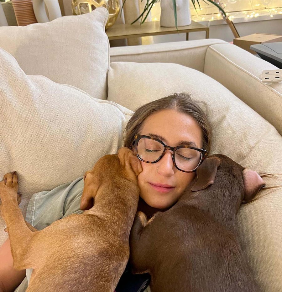 Puppy Pics Meet Summer Houses Amanda Batula Kyle Cookes Rescue Pups