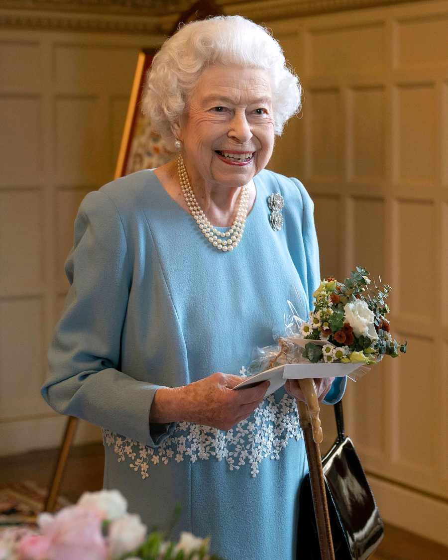 Queen Elizabeth II Makes 1st Outing of the Year Ahead of Platinum Jubilee Celebration