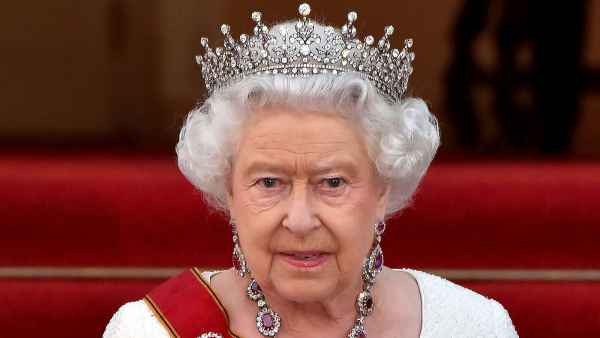 Queen Elizabeth II Returns to Work Virtually After COVID-19 Diagnosis