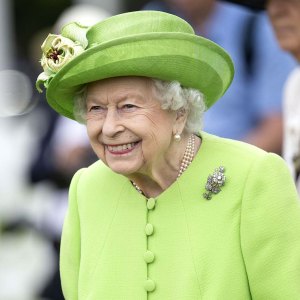 Queen Elizabeth Is Showing Extraordinary Courage Amid COVID Battle
