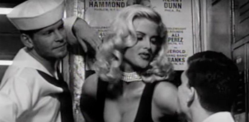 Remembering Anna Nicole Smith's Life in Pictures on 10th Anniversary of Her Death Guess Ad