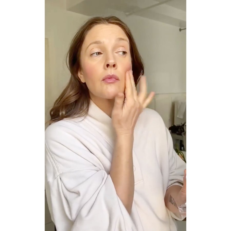She 47 Check Out Drew Barrymore Best Beauty Hacks All Time