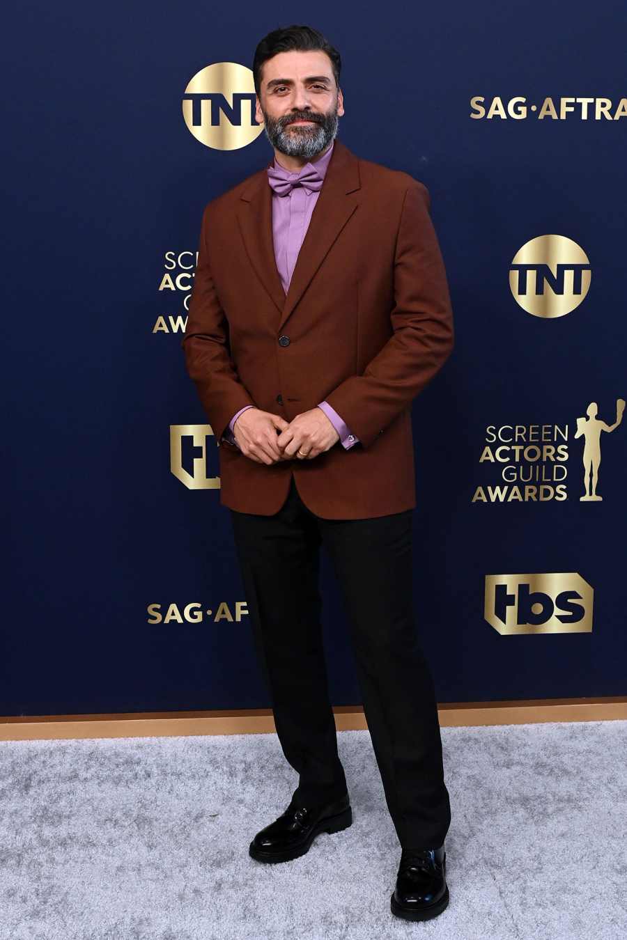 Oscar Isaac The Best Dressed Hottest Men at the 2022 SAG Awards