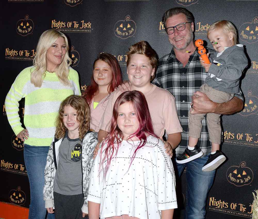 Tori Spelling Thick Skin Amid Dean McDermott Divorce Rumors 3 Family