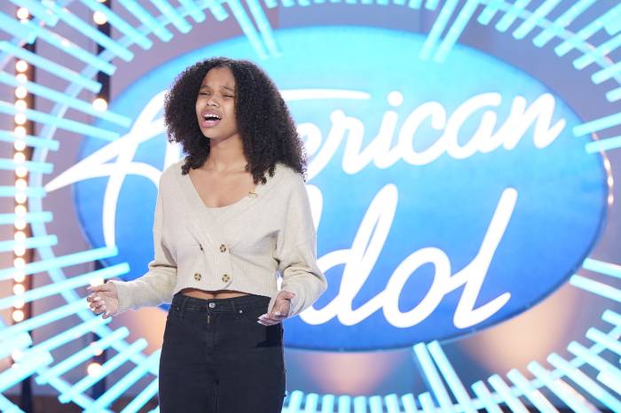 Watch Aretha Franklin 15 Year Old Granddaughter Grace Audition American Idol