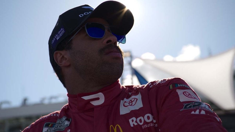 Who Bubba Wallace A Guide Netflix Docuseries Race