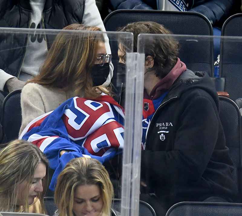 Zendaya and Tom Holland Wear Jerseys With Each Others Names at New York Rangers NHL Hockey Game 10
