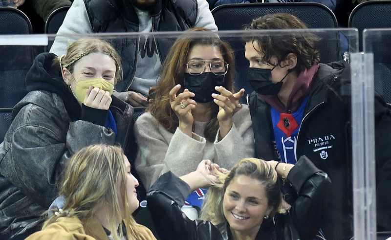 Zendaya and Tom Holland Wear Jerseys With Each Others Names at New York Rangers NHL Hockey Game 7