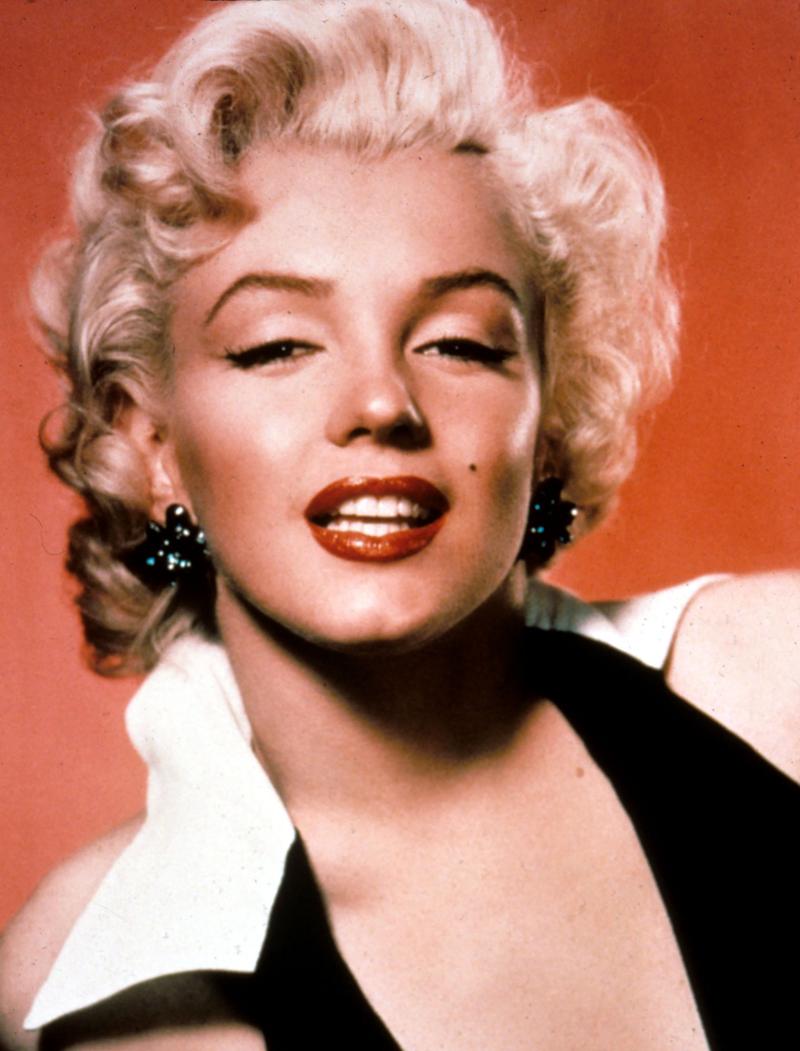 25 Most Iconic Hairstyles of All Time Marilyn Monroe