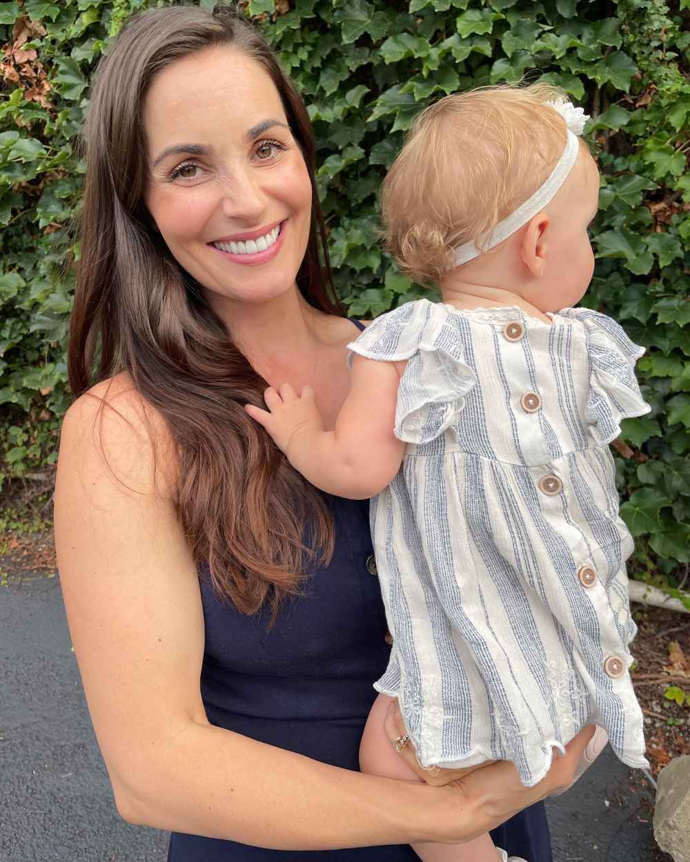 Bachelor's Liz Sandoz Gushes Over Daughter Jovie, 18 Months, As a Big Sister: She 'Wants to Hold Her'