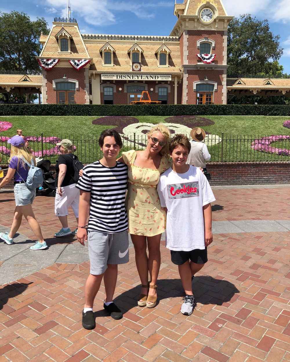Britney Spears Reflects Breast Feeding Her 2 Sons