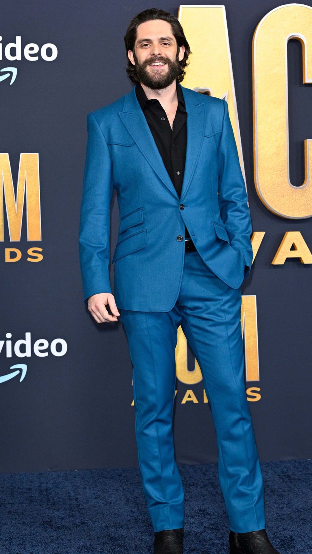 Dads Night Out Thomas Rhett Attends 2022 ACM Awards Solo After Baby No 4