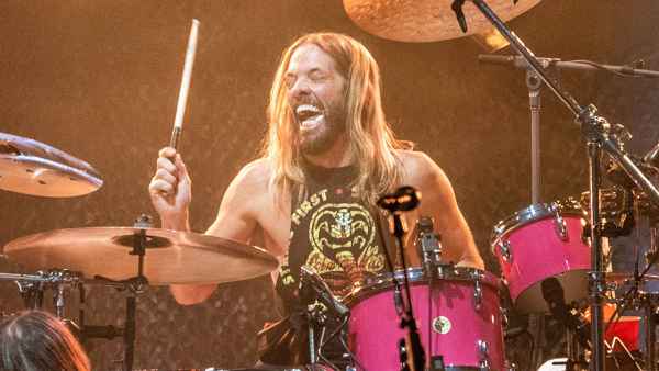 Foo Fighters Cancel Tour Dates After Staggering Taylor Hawkins Death
