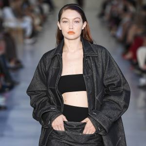 Gigi Hadid Is Donating Her Fall 2022 Fashion Show Earrings Aid Ukraine