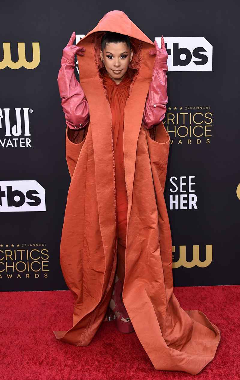 Hailie Sahar Critics Choice Awards 2022 Red Carpet Fashion
