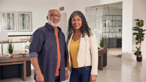 How-Couple-John-and-Sheila-Chambers-Lost-a-Total-of-85-Lbs-With-Nutrisystems-Partner-Plan