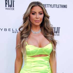 See How the Stars Put a Sexy Spin on One Piece Swimsuits