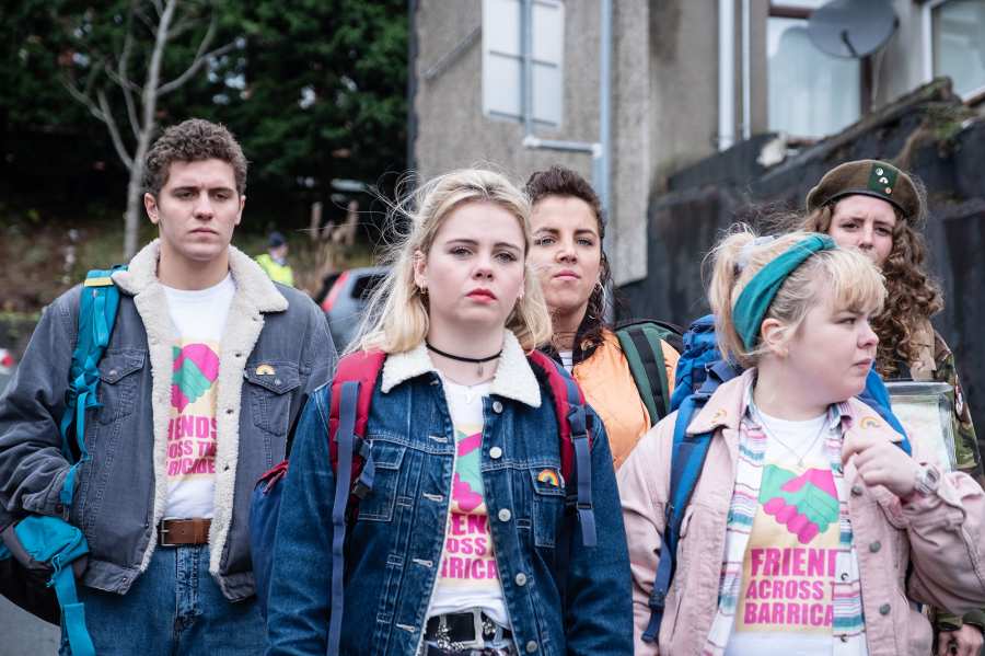 Leaving Londonderry Everything Know About Season 3 Derry Girls Nicola Coughlan