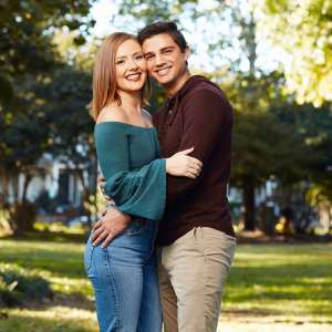 Kara and Guillermo Meet the 90 Day Fiance Season 9 Cast See Which Couples Are New and Which Duos Are Back for More