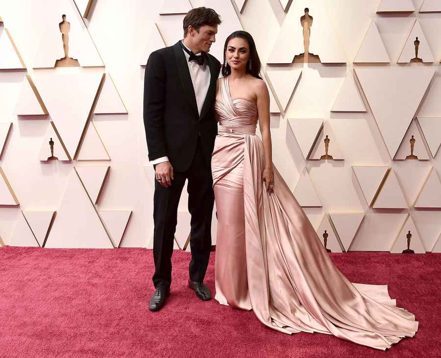 Mila Kunis and Ashton Kutcher Make Rare Red Carpet Appearance at Oscars 2022 2