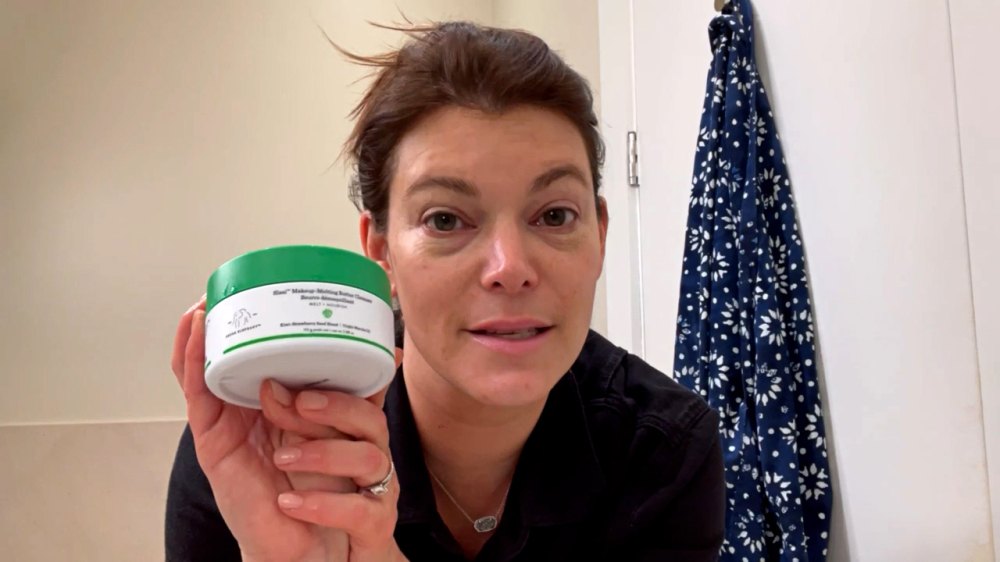 Top Chef’s Gail Simmons Shows Us Her Beauty Sleep Routine