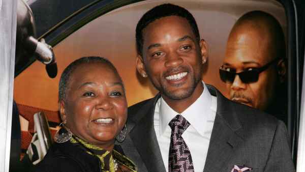 Will Smith Mom Weighs In Oscars Slap Ive Never Seen Him Go Off