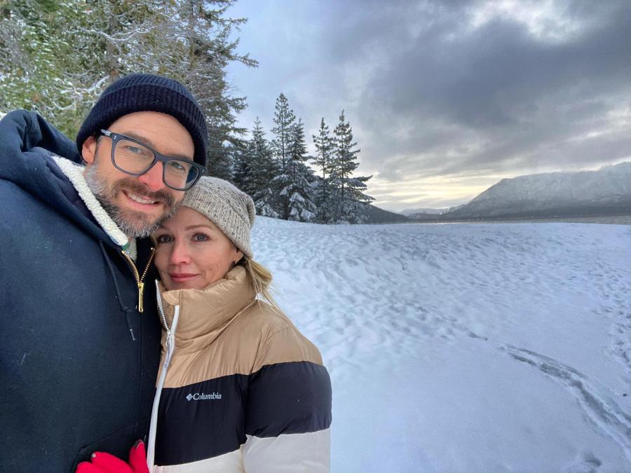 2021 Jennie Garth and Husband Dave Abrams Relationship Timeline