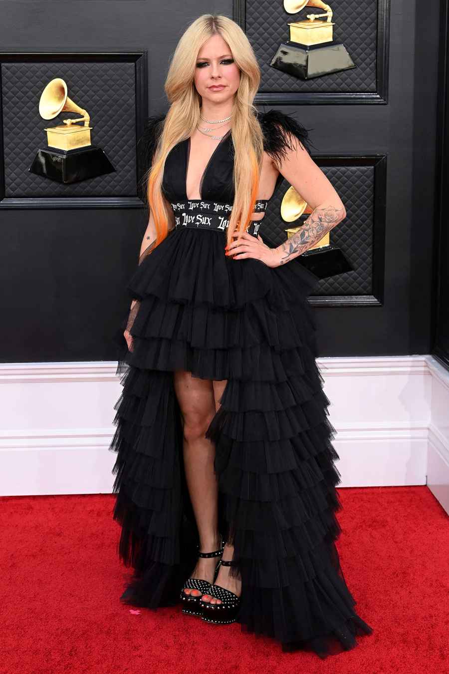 Avril Lavigne Red Carpet Arrival Grammys 2022