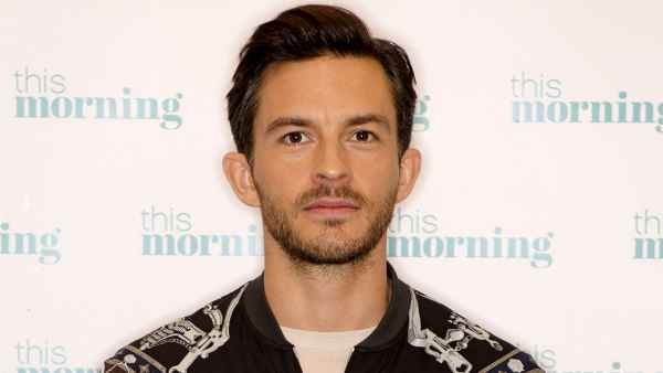 Bridgerton’s Jonathan Defends Season 2’s Toned Down Approach to Sex
