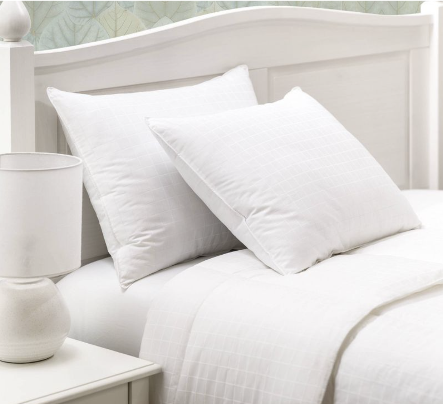 White Hypoallergenic Fairfax 100% Polyester Bed Pillow 