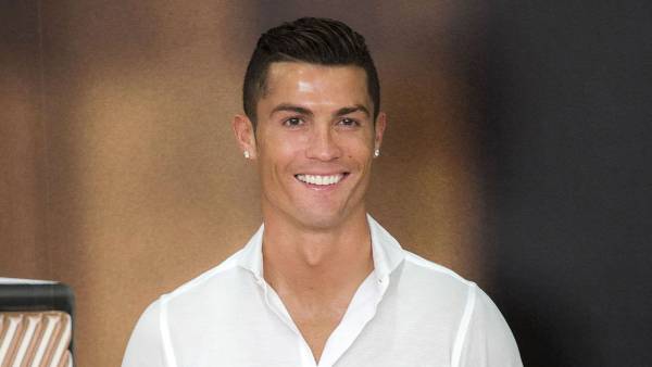 Cristiano Ronaldos Best Quotes About Fatherhood Over the Years