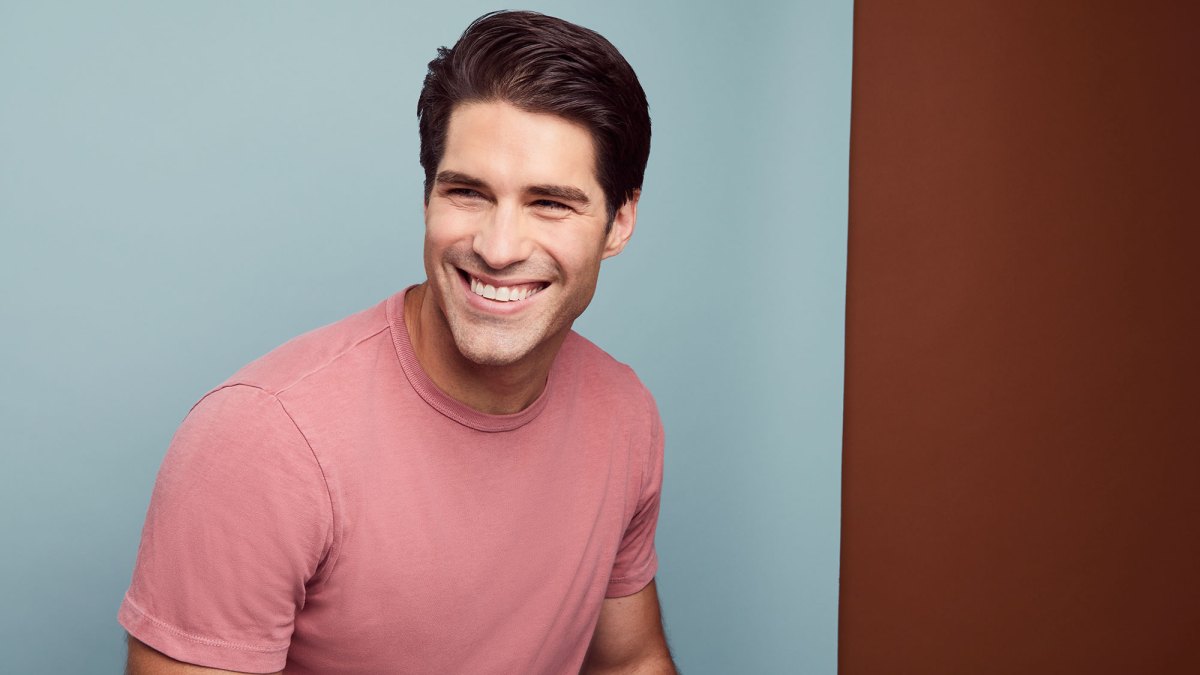 Ghosts Star Asher Grodman Opens Up About the Life-Changing Role — and the Mystery of His Characters Missing Pants