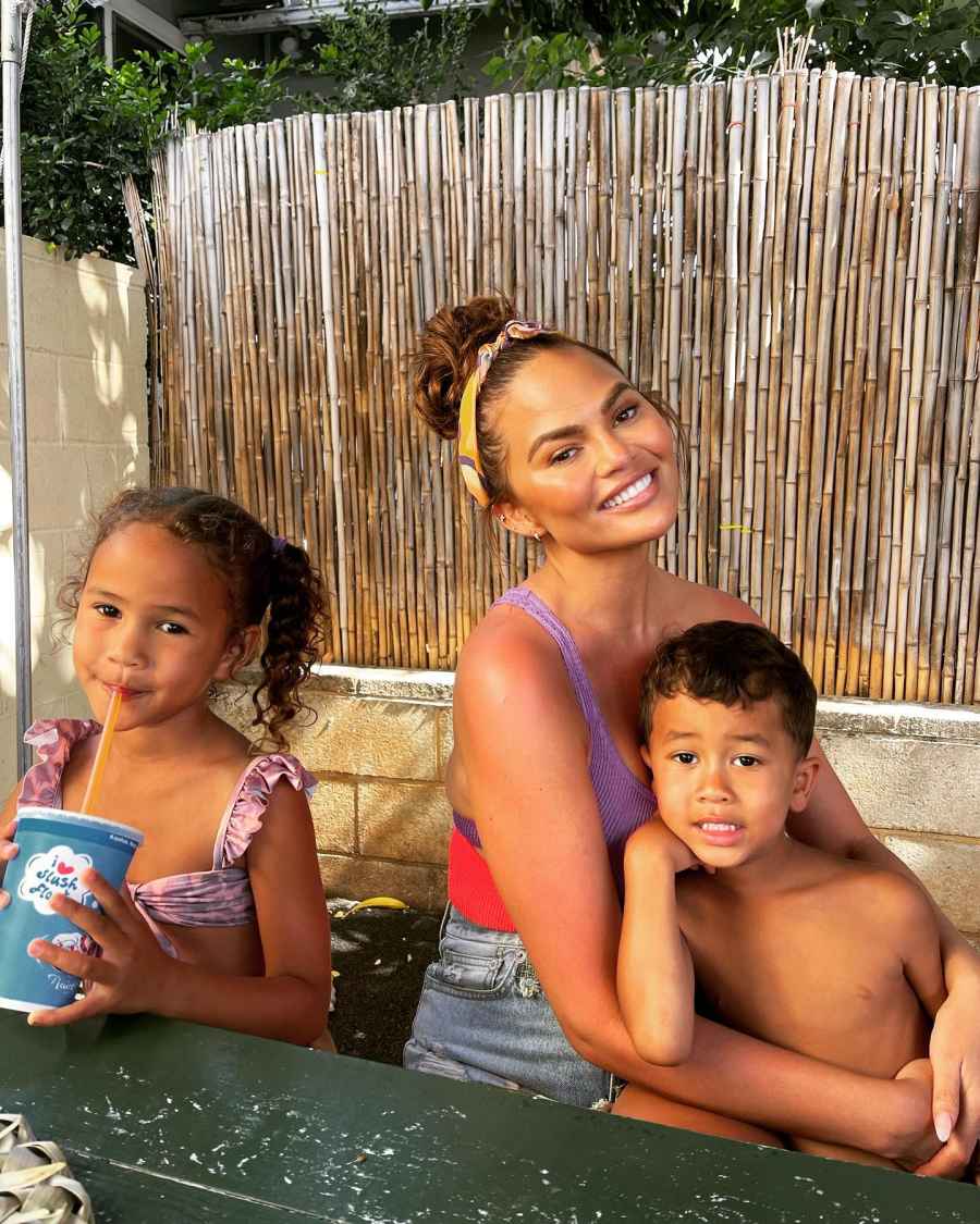 Happy in Hawaii! Chrissy Teigen and John Legend Vacation With Luna and Miles