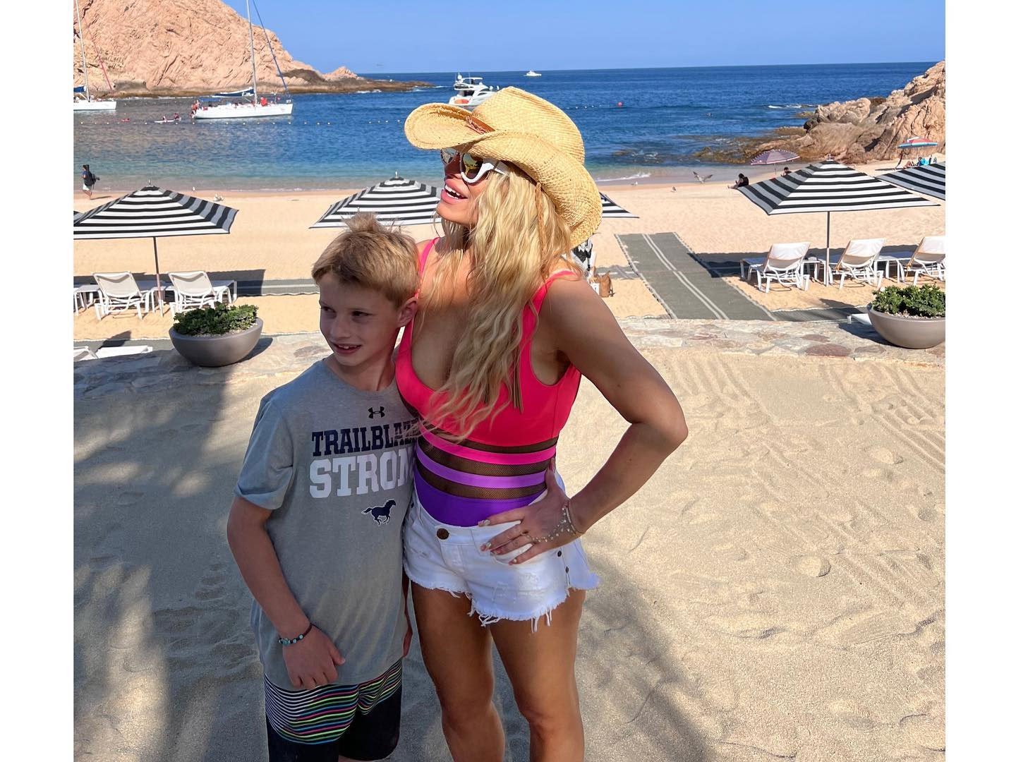 Jessica Simpson, Eric Johnson's 'Family 