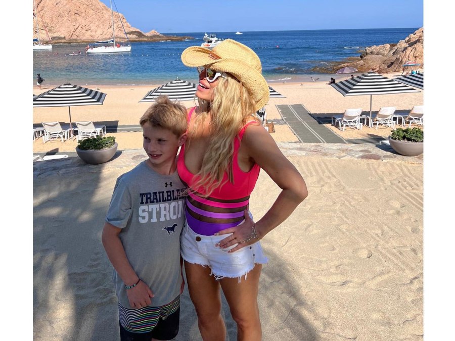 Inside Jessica Simpson and Eric Johnson Family Spring Break in Cabo 09