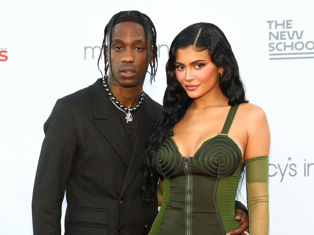 Kylie Jenner Seemingly Confirms Her and Travis Scott&rsquo;s Son Still Doesn&rsquo;t Have a Name After Wolf