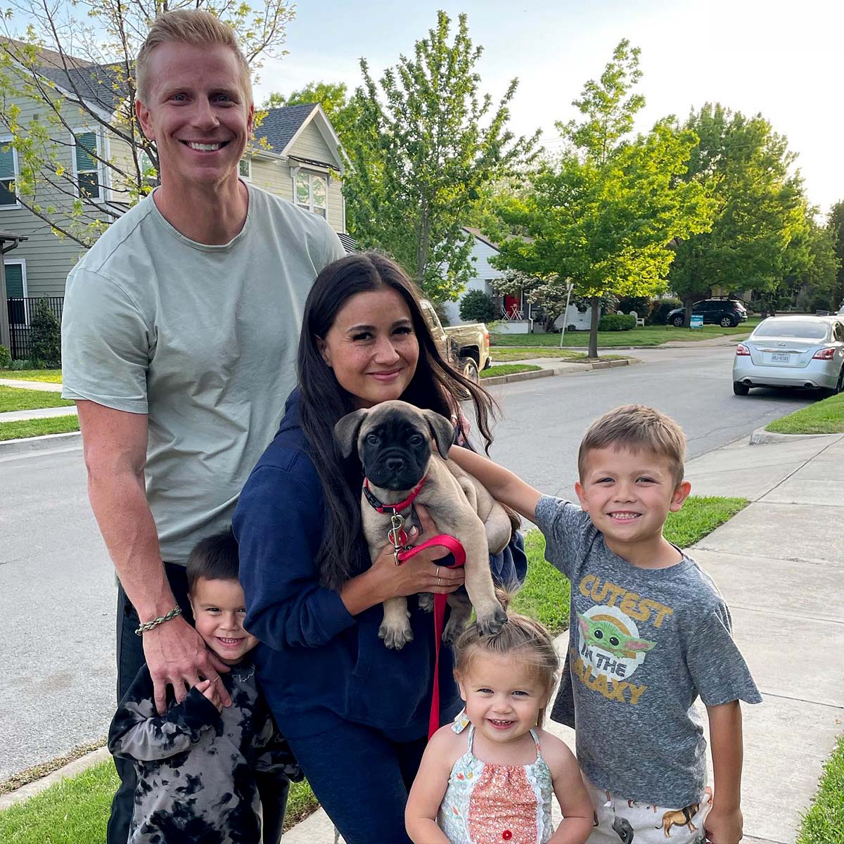Meet Gus Bachelors Sean Lowe Catherine Giudici Welcome New Puppy