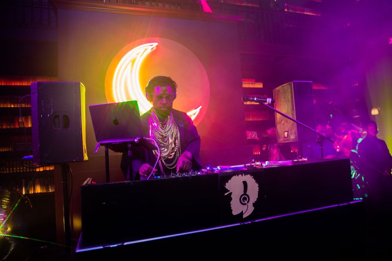 Questlove c Hot Pics