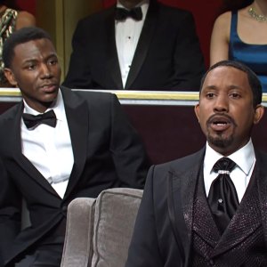 ‘Saturday Night Live’ Jokes About Will Smith Slapping Chris Rock at the Oscars: 'The Nation Needs to Heal'