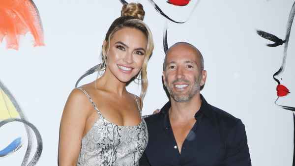 Selling Sunset Jason Oppenheim Is Raw Still From Chrishell Stause Split