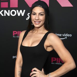 Selling Sunset's Amanza Smith Debuts 'Invincible' Face Tattoo: 'Go Hard or Go Home'