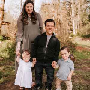 Still Pregnant Tori Roloff Enjoys Last Few Days Family 4 Zach Roloff