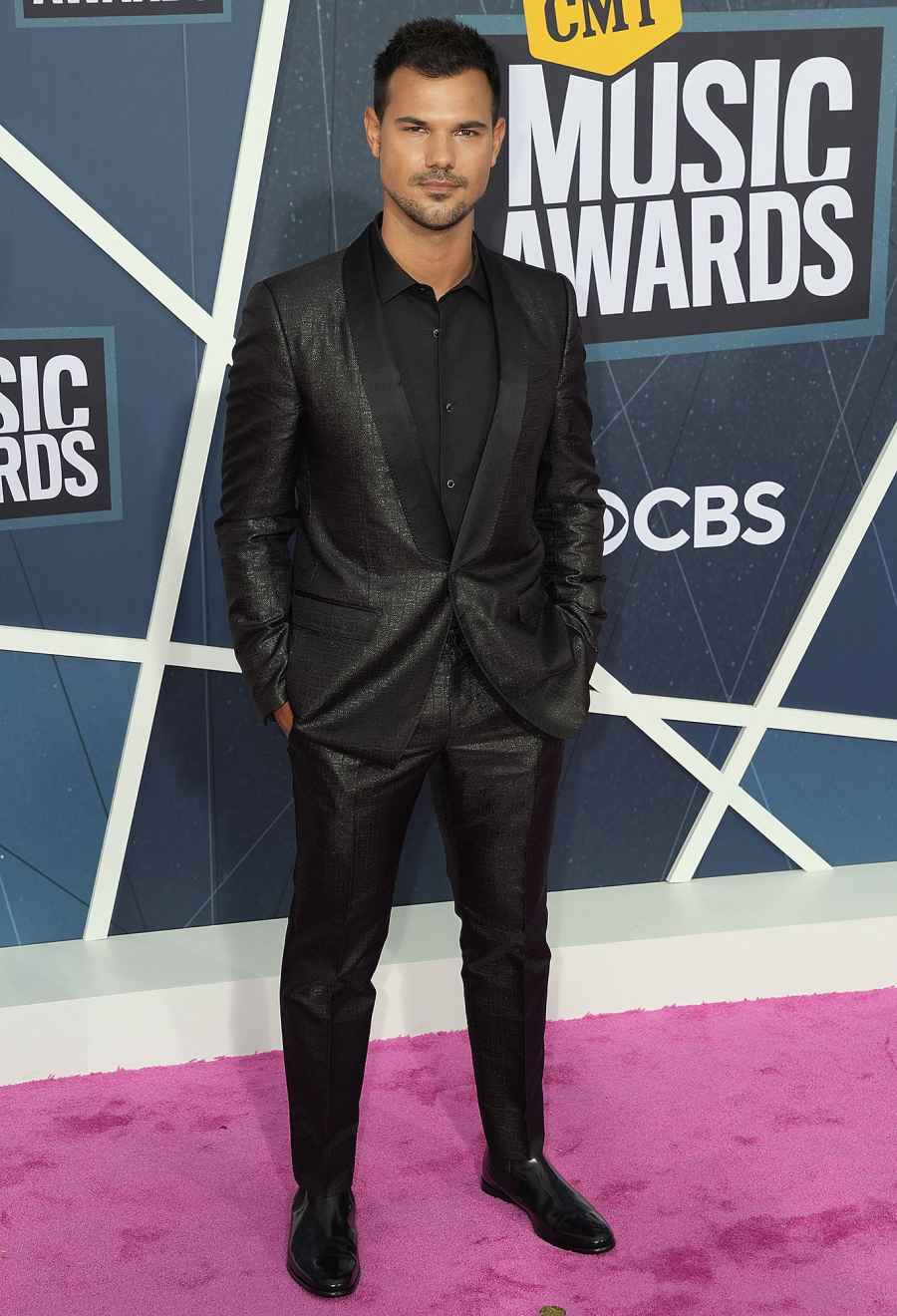 Taylor Lautner CMT Music Awards 2022 Red Carpet Fashion
